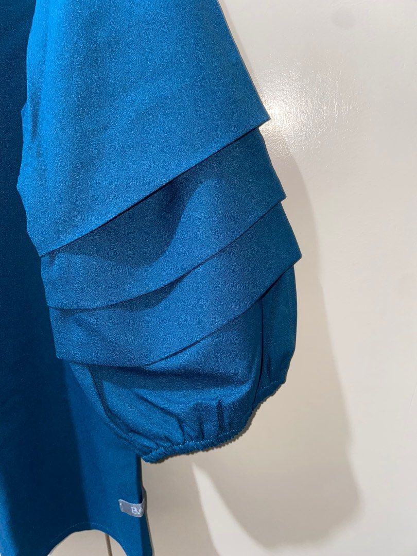 Bayo 3/4 Puff Sleeve Blouse (Category: Blouses) located in Cavite. Submitted by a_second.chance (Listing ID 1325392437, Image 2). Description: Item details: - worn only a few times - no discoloration or damage on fabric - RFS: not my style anymore All items are original unless stated. Prices are negotiable, just make an offer. Mode of payment: - BPI - BDO - Gcash Delivery options: - Lalamove - J&T Delivery *shipping fee shouldered by buyer.