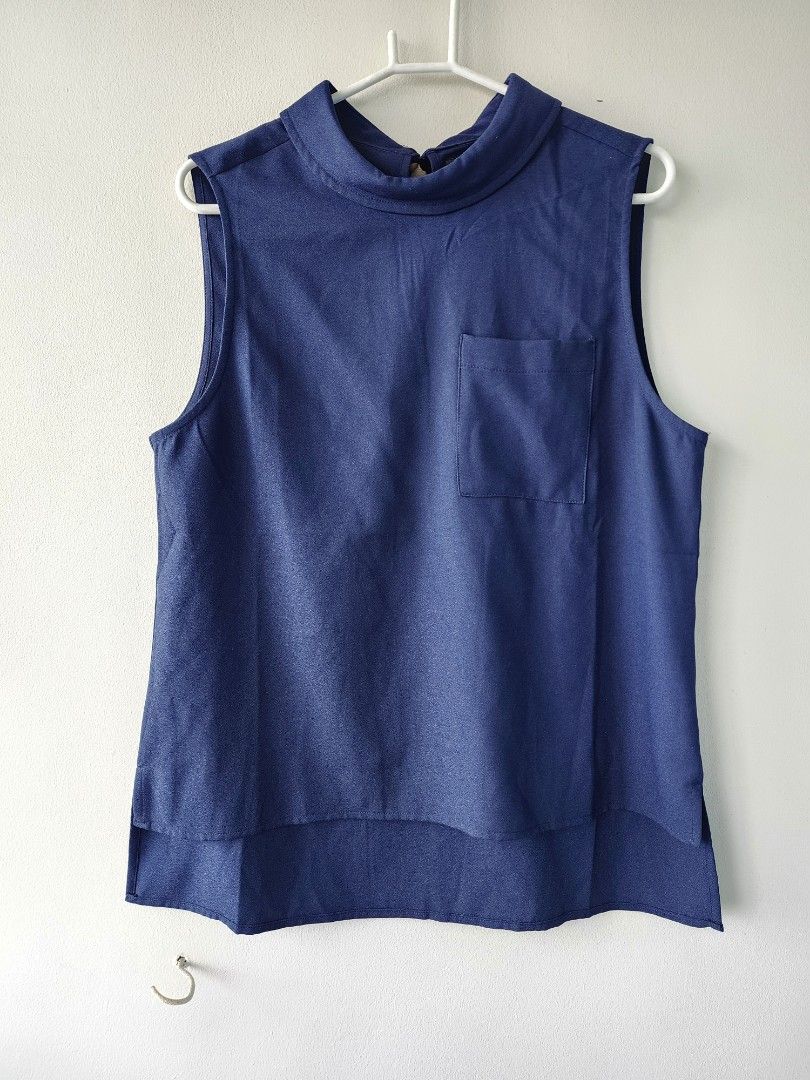BNew Plains and Prints Sleeveless Top (Category: Blouses) located in Manila. Submitted by jenkto (Listing ID 1325330053, Image 1). Description: Brand new with tag at 1299. Gifted but just kept. Size L..