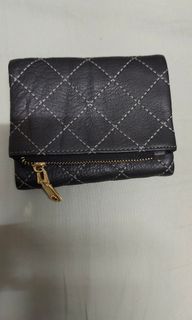 (Category: ) located in . Submitted by Lourdes (Listing ID 1325401627, Image 1). Description: .