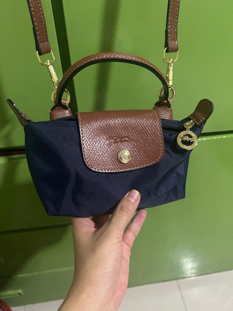 Class A LC (Category: Cross-body Bags) located in Dagupan City. Submitted by andreaaabelisario (Listing ID 1325386680, Image 2). Description: Unused Class A- bought in Greenhills.