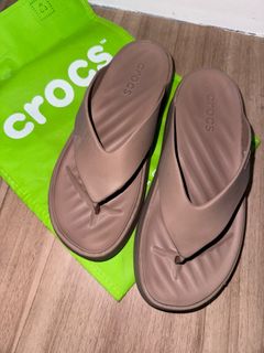 (Category: ) located in . Submitted by thereclaimedcloset (Listing ID 1325378101, Image 1). Description: .