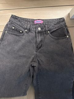 （分類：）位於 。 由 bthingssssss 提交（商品編號 1294412240，圖片 1）。簡介： 。