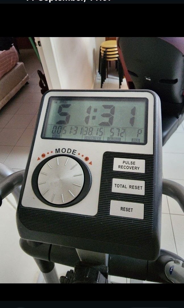 Exercise stepper (Category: Cardio & Fitness Machines) located in Singapore. Submitted by david.ahomes (Listing ID 1325404518, Image 2). Description: .
