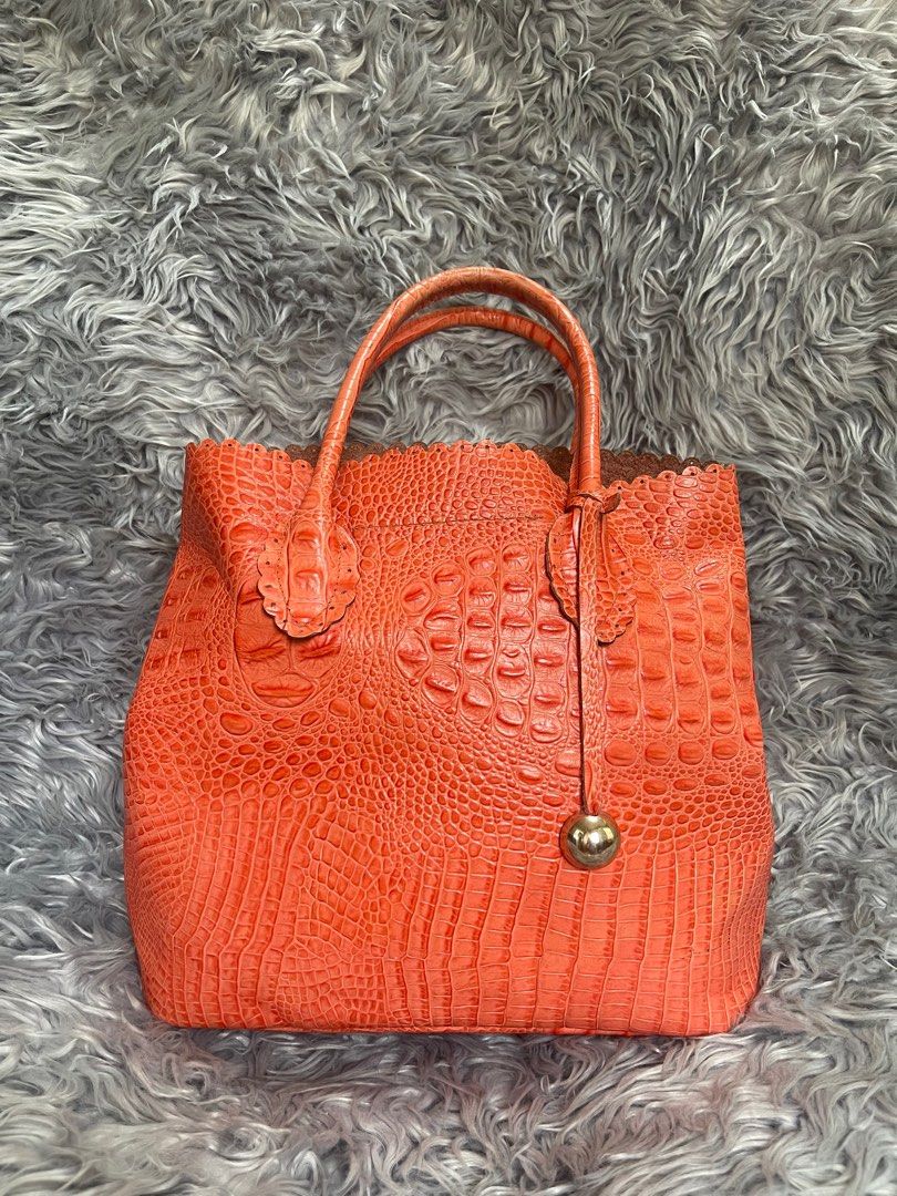 Furla Croc Embossed Tote Bag (Category: Luxury Bags & Wallets) located in Cavite. Submitted by kicaybrands (Listing ID 1325331389, Image 2). Description: Preloved Original.