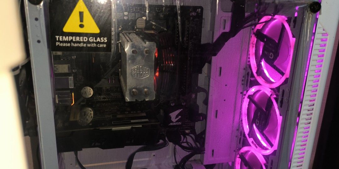 Gaming Computer Set (Category: Desktops) located in Mandaluyong City. Submitted by graciazc (Listing ID 1325447064, Image 3). Description: GAMING COMPUTER SET Processor: AMD Ryzen 7 2700X Eight-core Processor 3.70 GHz RAM: 16GB Windows 10-Pro NVIDIA GeForce GT 730 24 inches NVISION Monitor, Keyboard and Mouse MS Office Freebies: Controller One piece Mouse pad PS4 Games (4) Speaker RFS: Di na nagagamit. Price: 25k (Negotiable).