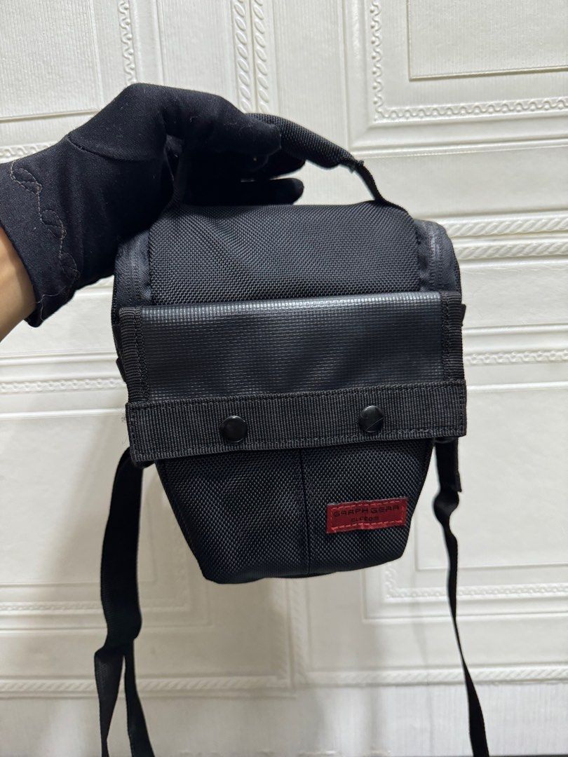 Graph gear elecom camera bag (Category: Camera Bags & Carriers) located in Rizal. Submitted by houseofbell (Listing ID 1325416291, Image 3). Description: .