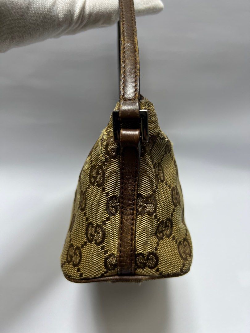 Gucci hand pouch sales