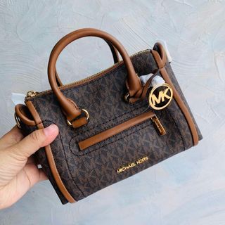 (Kategori: ) berada di . Dikirim oleh laspaccios (ID iklan 1325337797, Gambar 1). Deskripsi: .