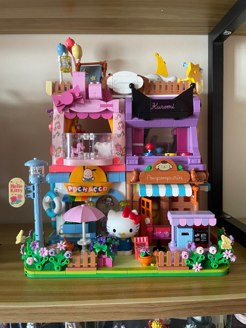 Lego hello kitty house clearance