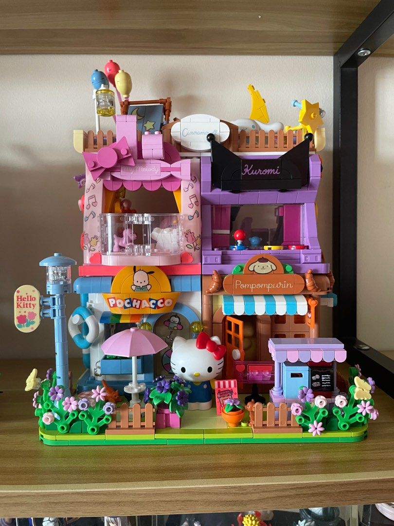 Hello kitty lego house on sale