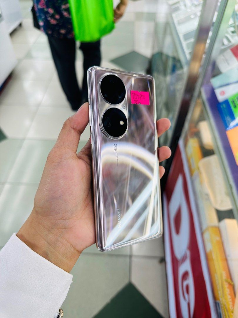 Huawei P50 Pro 256gb Dualsim FU (Category: Huawei) located in San Juan City. Submitted by javedsgadgetshop (Listing ID 1325392413, Image 2). Description: OPEN FOR INSTALLMENT VIA CREDIT CARD/GGIVES/SPAY/BILLEASE & SWAP/TRADE-IN! BUY AND SELL! Quick Specs : Huawei P50 Pro •256gb •NTC Variant •Good batt health •Factory Unlock •95% Smoothness •No hidden issue | No Repaired •100% Authentic | Not Refurbished •w/ OEM Charger & store warranty ❣️ - seria