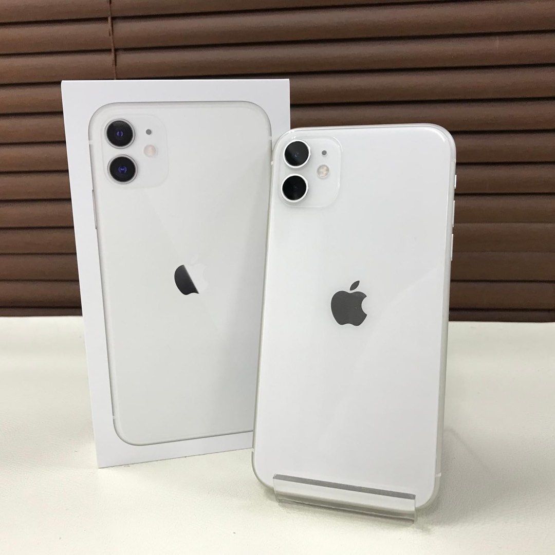 iPhone 11 256gb (Category: iPhone 11 Series) located in Manila. Submitted by TekiCashGadgetsph (Listing ID 1325444434, Image 1). Description: (FU) Open-line, any sim working (worldwide) - Guaranteed original iPhone not fake/copy accessories with box Secondhand Good as new not abused! Presentable •Original Lcd • no issue hidden issues • clean apple id / iCloud id • Good batthealth • Good cam front/back • Good Performance • Working face id • Good u