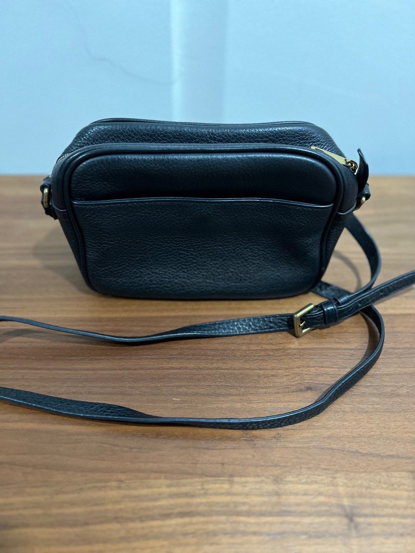 J. Crew Camera Bag (Category: Cross-body Bags) located in Quezon City. Submitted by declutterinclutter (Listing ID 1325387311, Image 3). Description: Please see photos for issues and missing keys..