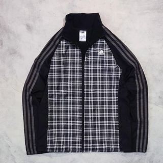(Kategori: ) berada di . Dikirim oleh kesukaankustore_id (ID iklan 1325311405, Gambar 1). Deskripsi: .