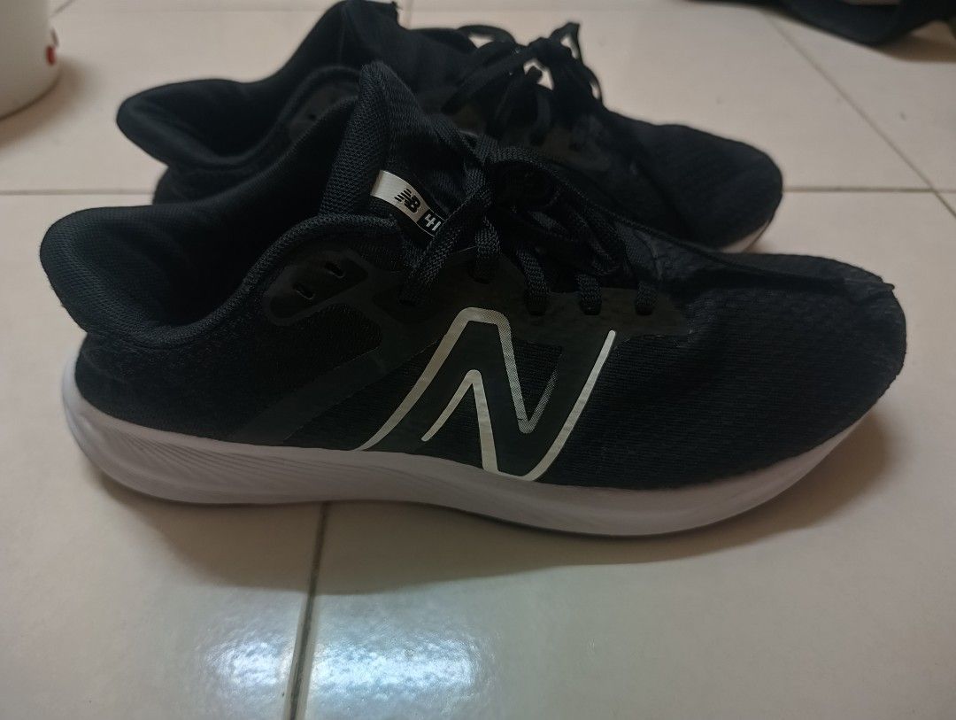 Harga kasut new balance top