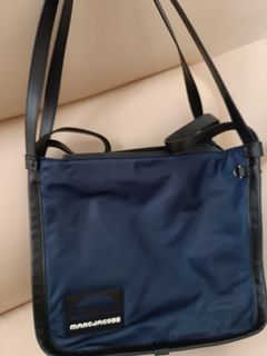 （分類：）位於 。 由 zombie84 提交（商品編號 1325306155，圖片 1）。簡介： 。