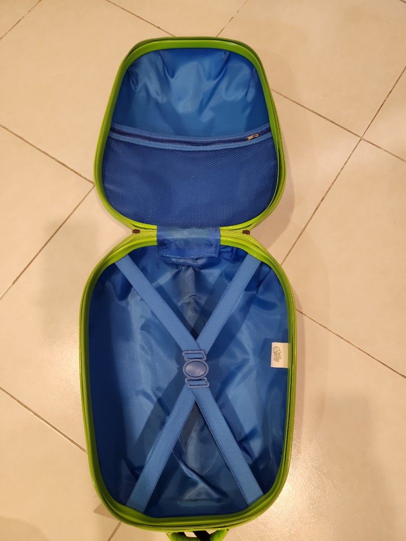 Marvel Avengers luggage, Hobbies & Toys, Travel, Luggages on Carousell