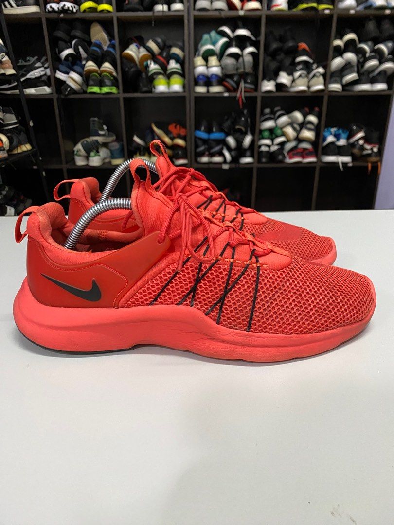 Nike darwin red sales