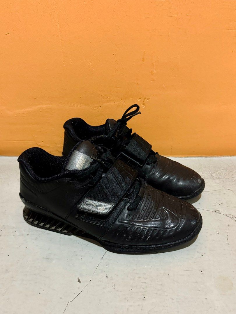Nike romaleos 3.5 top