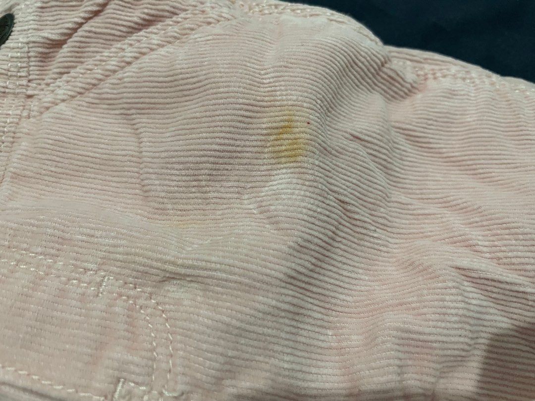 Oshkosh pink corduroy jumper (Category: Babies & Kids Fashion) located in Quezon City. Submitted by secondstreet08 (Listing ID 1325301526, Image 3). Description: .