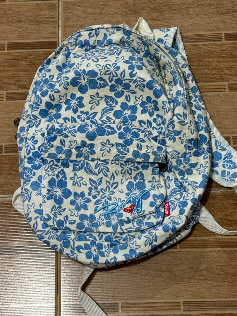 Roxy Backpack (Category: Backpacks) located in Taguig. Submitted by turtleyhappy (Listing ID 1325324894, Image 1). Description: .