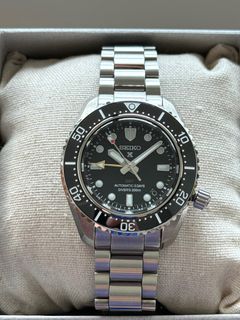 (Category: ) located in . Submitted by panerai299 (Listing ID 1325375122, Image 1). Description: .