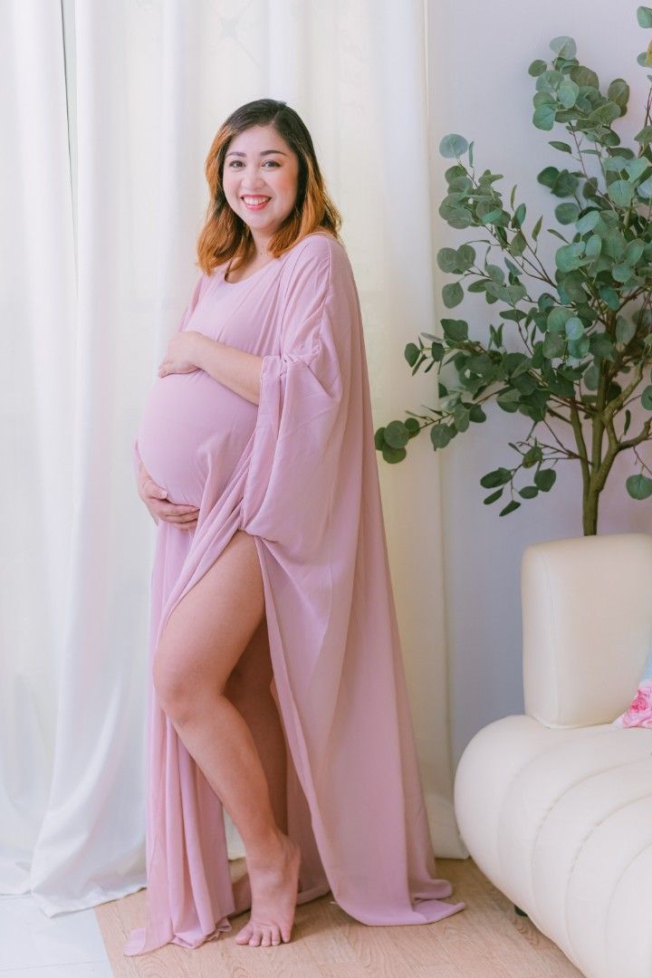 SHEIN Maternity Elegant Solid Flowy Photoshoot Dress (Category: Maternity wear) located in Bulacan. Submitted by jerzencarpio (Listing ID 1325444169, Image 2). Description: Bought from Shein for P465 and used only 1x for maternity photoshoot.