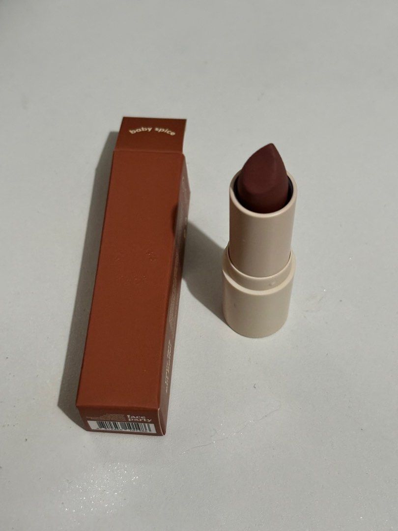 Sunnies Face FluffMatte (Category: Makeup) located in San Juan City. Submitted by 1013_ajo (Listing ID 1325415443, Image 2). Description: - Bought today only ! 😭 - too pale on me - negotiable .