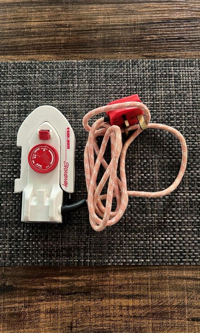 Travel Iron from Japan (Category: Home Improvement Tools & Accessories) located in Manila. Submitted by christ38121 (Listing ID 1325412934, Image 1). Description: Not being used anymore...