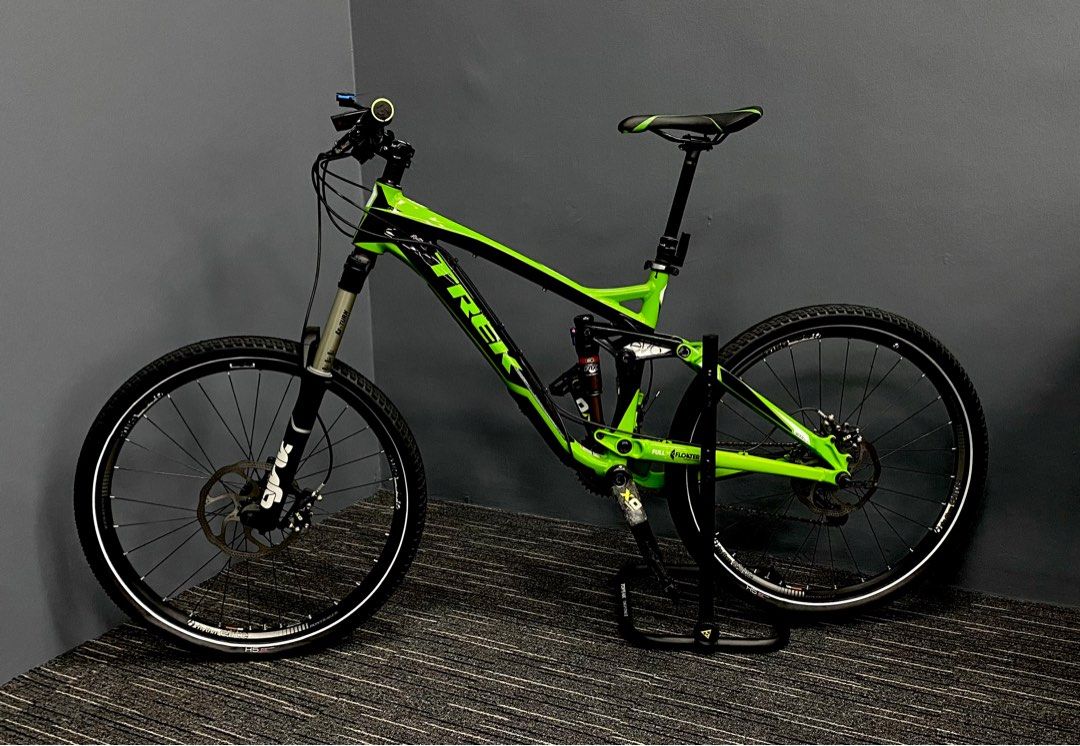 TREK Trail Bike Slash 9 For Sale Not Shimano Giant Fixies Birdy Brompton bicycles Sports Equipment Bicycles Parts Bicycles on Carousell