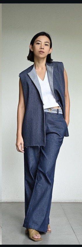 unif0rm Femme pants (Category: Other Bottoms) located in Las Pinas. Submitted by alisellsthings (Listing ID 1325404189, Image 2). Description: Size S (waist 29in, hips 38in, length 36in) Never used, just stored. Originally bought for ₱3,850..