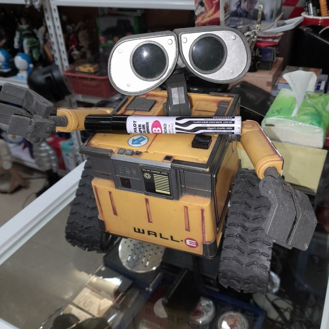 Wall E 10 inches (Category: Interactive Toys) located in Baguio. Submitted by shellcollector (Listing ID 1325320062, Image 3). Description: Wall E Toy Robot Big size 10 inches Working sounds, light up eyes Moving hands and head Moves and dance No box 4950 Pesos Baguio shipping.