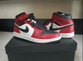 (Category: ) located in . Submitted by sneakerbatch (Listing ID 1325341403, Image 1). Description: .