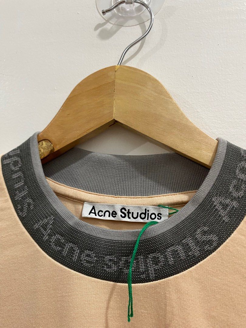 ACNE STUDIOS EXTORR REVERSE LOGO RIB TEE (Category: Luxury Apparel) located in Naga. Submitted by sislovesme (Listing ID 1325552177, Image 3). Description: •GOOD AS NEW •NO FLAWS •AUTHENTIC •SIZE XS ON TAG •WIDTH 21 INCHES •LENGHT 30 INCHES.