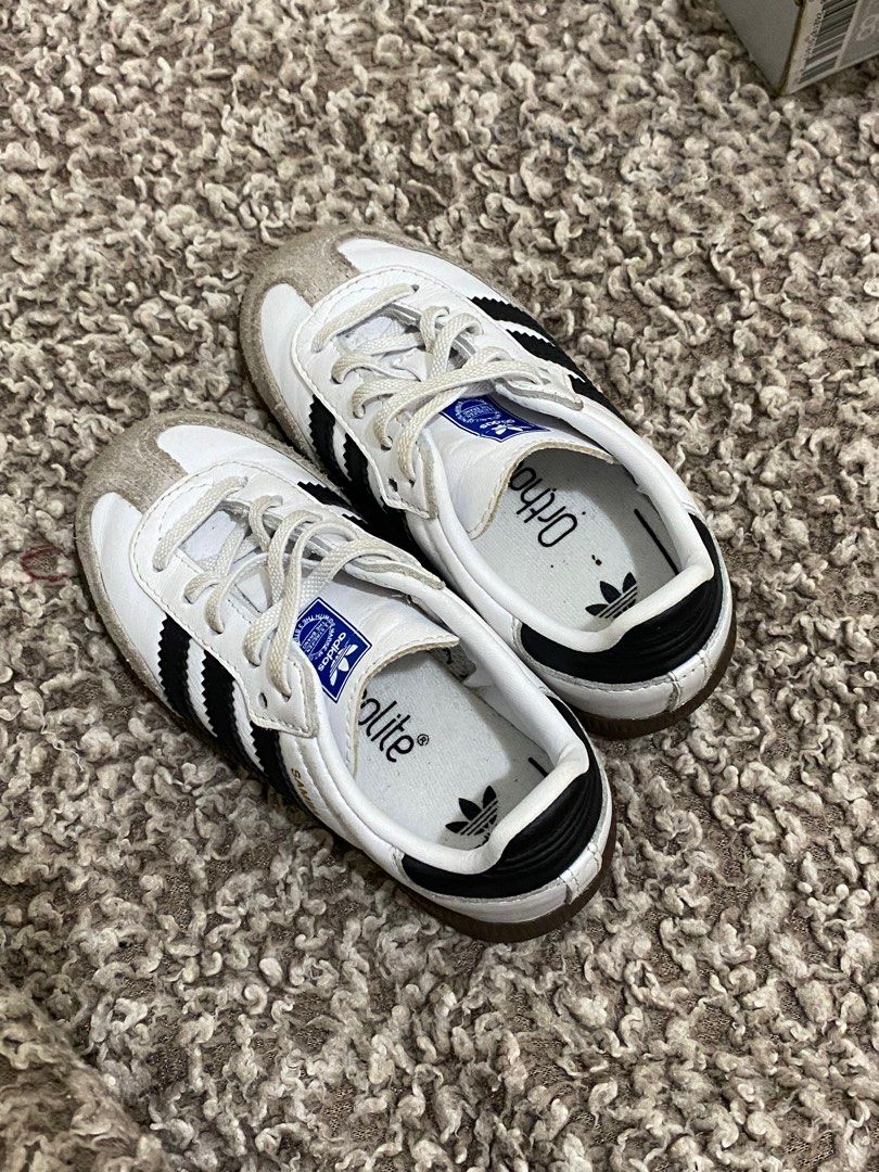 ADIDAS OG SAMBA KIDS 8K (Category: Babies & Kids Fashion) located in Manila. Submitted by stashedgarments (Listing ID 1325518528, Image 2). Description: All details on the photos Need cleaning Used bout 5x only NO ISSUE RFS: upsize.