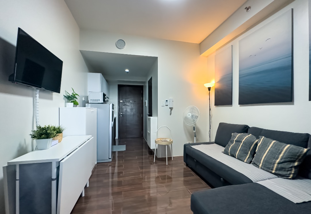 (Category: ) located in . Submitted by circular_market (Listing ID 1325571447, Image 1). Description: .