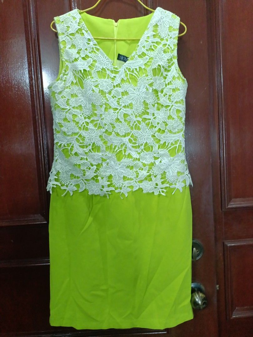 Apple green lace dress, Women's Fashion, Dresses & Sets, Dresses on  Carousell