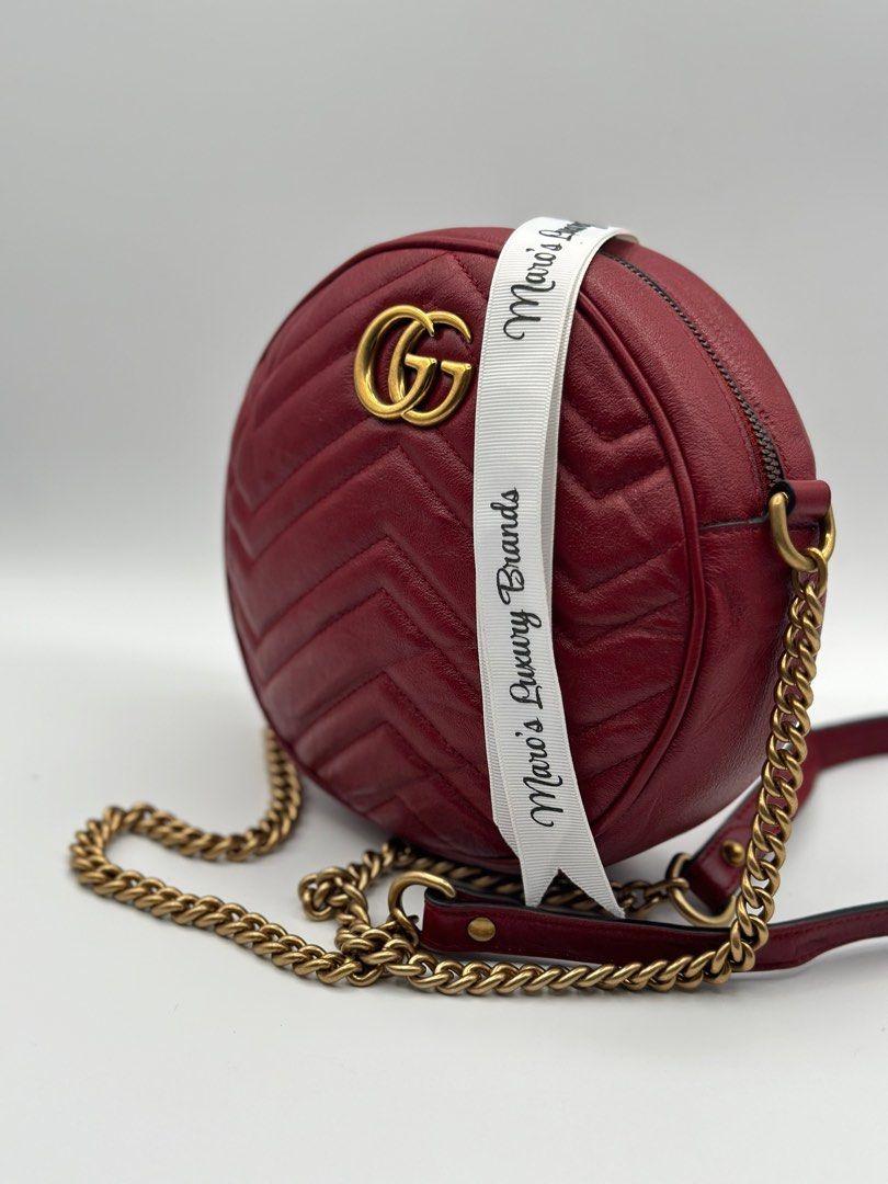 Gucci bag with red strap hotsell
