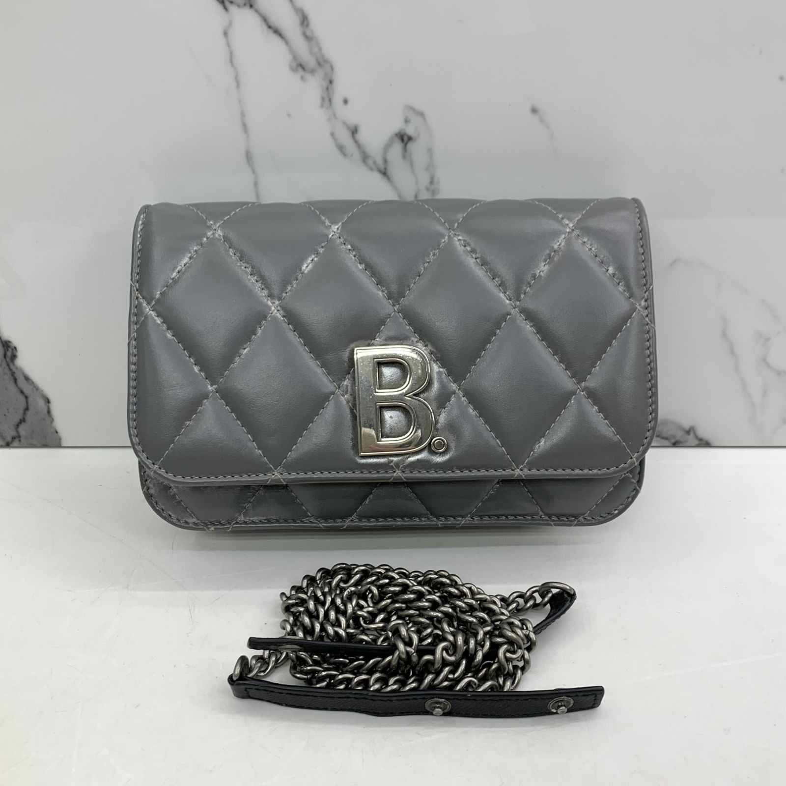 Balenciaga b dot shop