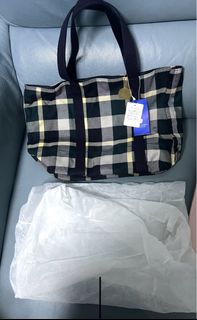 （分類：）位於 。 由 boldearth_e8fc66 提交（商品編號 1325574727，圖片 1）。簡介： 。
