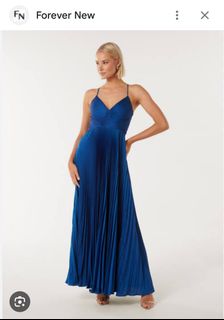 (Category: ) located in . Submitted by lexiswardrobe (Listing ID 1325491892, Image 1). Description: .