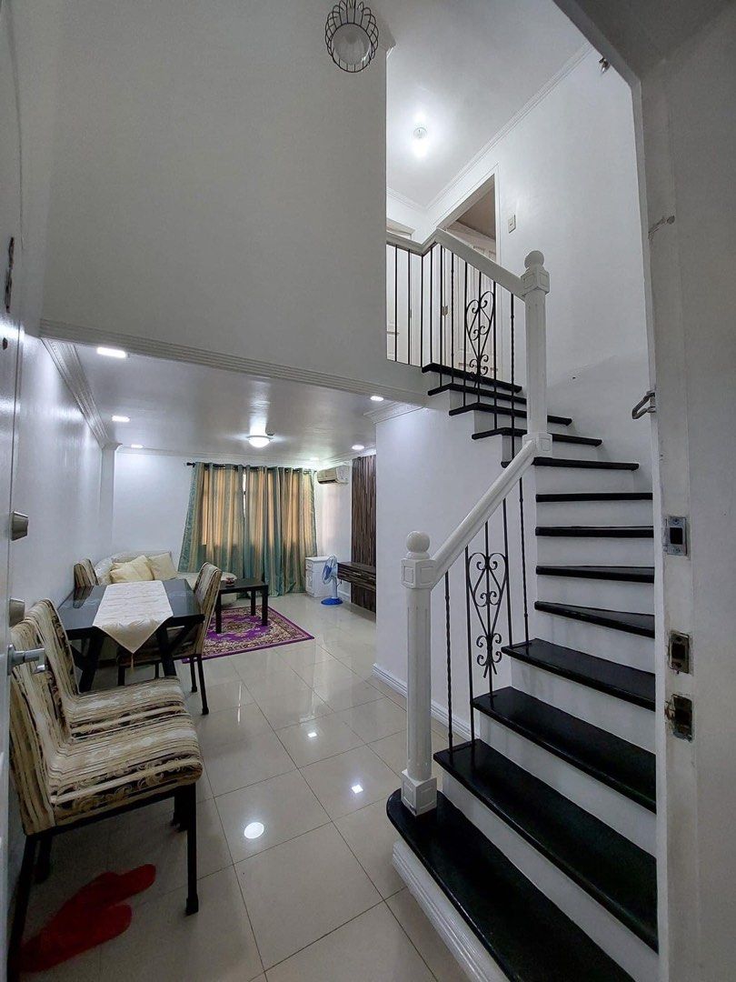 California Garden Square (Category: Apartments & Condos) located in Quezon City. Submitted by ellamsvargas (Listing ID 1325488153, Image 1). Description: OUR UNIT IS FOR RENT / FOR SALE ✅️ ₱25k per month. (Association dues and elevator fees included for rental only) Minimum 1 year contract. 1 month advance, 2 months sec dep (refundable with terms and conditions) 5K tenant bond (admin required) refundable Need to issue PDC. Location: California Ga