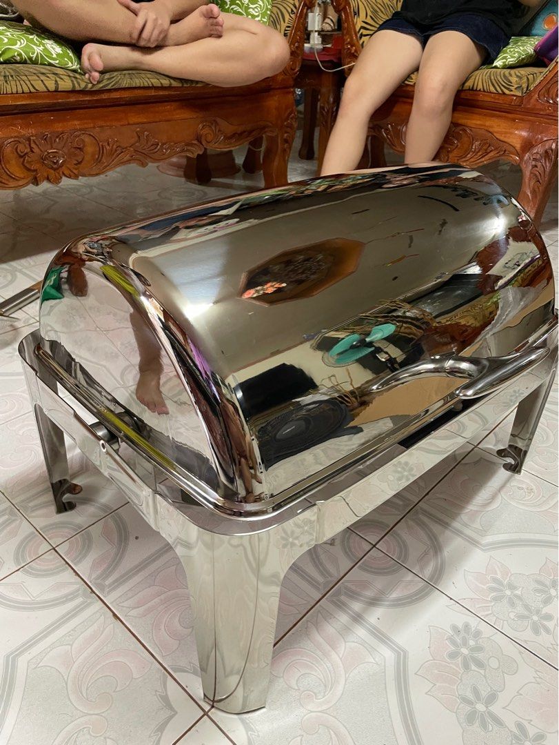 Chafing dish Roll top full sized (Category: Other Kitchen Appliances) located in Manila. Submitted by rftria (Listing ID 1325492323, Image 3). Description: Best Quality used in vikings Chafing dish Roll top full sized Model: 723-1 Capacity: 9Liters Frame Thickness: 2.0mm Water Pan Thickness: 0.6mm Food Pan Thickness: 0.6mm Lid Thickness: 0.9mm Material: Stainless Steel 201 Dimension: 64.5x45.5x29cm 3 available.