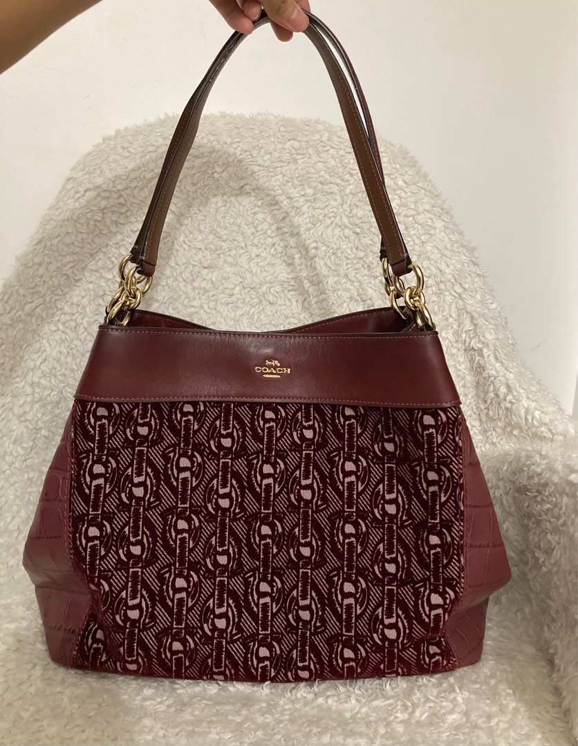 Coach Lexy Shoulder Bag with Chain Print in Velvet Luxury Bags Wallets on Carousell