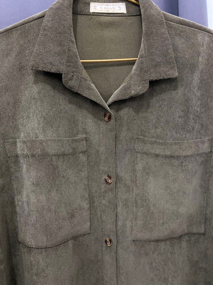 Corduroy long sleeve (Category: Coats, Jackets and Outerwear) located in Makati City. Submitted by masterofjazz (Listing ID 1325600931, Image 3). Description: W22xL28 P190.