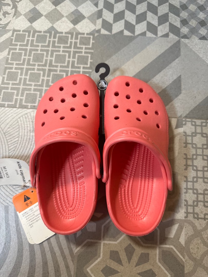 Crocs Size M1 W3 Carousell