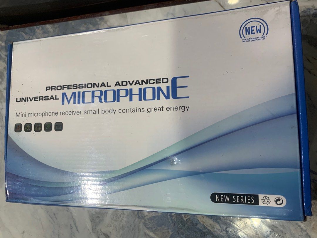 Dual Microphone (Category: Microphones) located in Caloocan City. Submitted by djcee (Listing ID 1325611841, Image 2). Description: Class A Shure microphone. Once lang nagamit. Ginamit lang sa isang event. Battery operated w/ infrared sensor. Issue: Dumikit yung goma na protector sa mic Wala na yung isang audio cable na kasama Gcash Buyer’s Shipping.