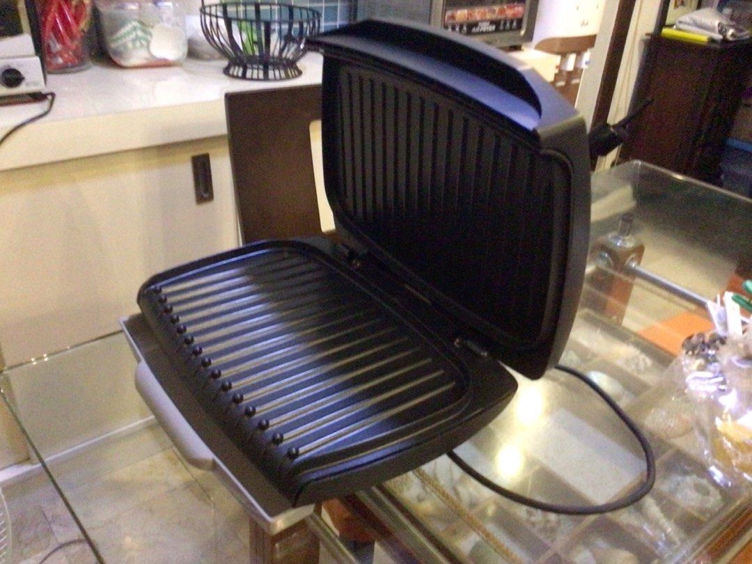 ELECTRIC BBQ GRILL (Category: BBQ, Grills & Hotpots) located in Paranaque City. Submitted by urhighnessqueenv (Listing ID 1325504565, Image 2). Description: .