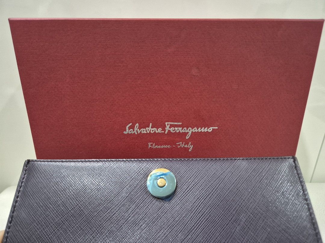Ferragamo Sling Bag (Category: Luxury Bags & Wallets) located in Makati City. Submitted by qwn009 (Listing ID 1325473588, Image 2). Description: complete with cards, dustbag and box.