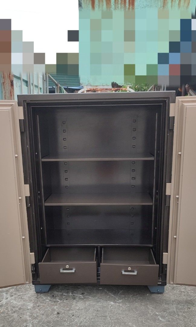 Fire Proof Safety Vault Gun Vault Heavy Duty (Category: Safe) located in Valenzuela. Submitted by jmalano (Listing ID 1323611331, Image 2). Description: For sale Heavy Duty Fire Proof Safety Vault. Fire Resistant, Impact proof with key and security combination. With 2 small drawer with key and adjustable 3 layer shelves perfect for large item. Suitable for short and long Firearms and large space for ammunitions. best storage in Firing range, Buss